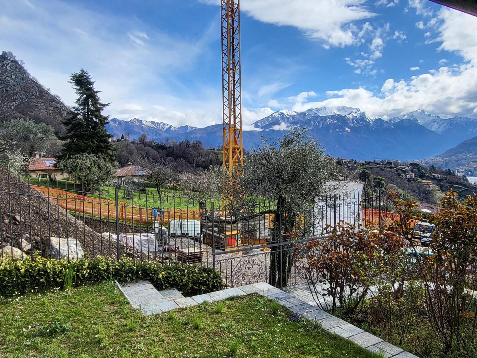Casa Intignano - Camera Con Bagno E Portico Vista Lago Тремеццо Экстерьер фото